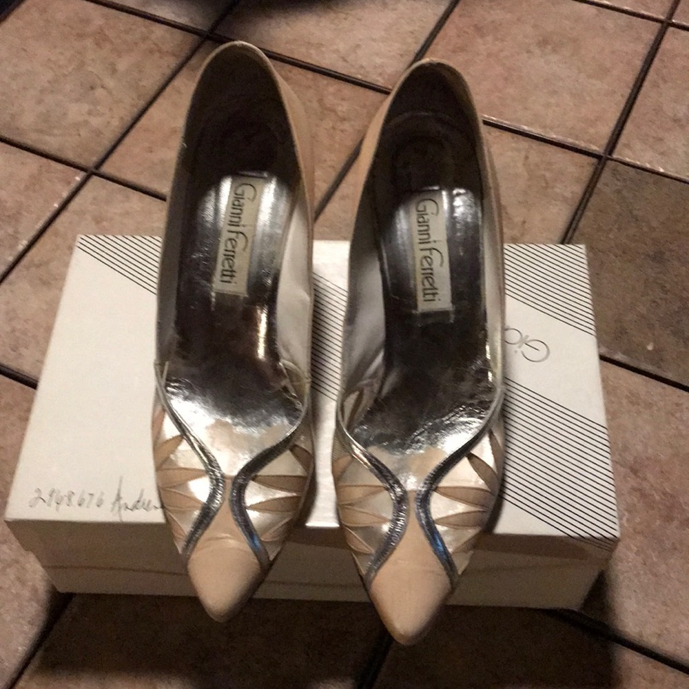 GIANNI FERRETYI PEACH PUMP